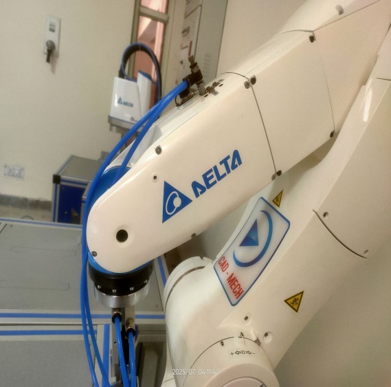 CAD/CAM & Robotics Lab